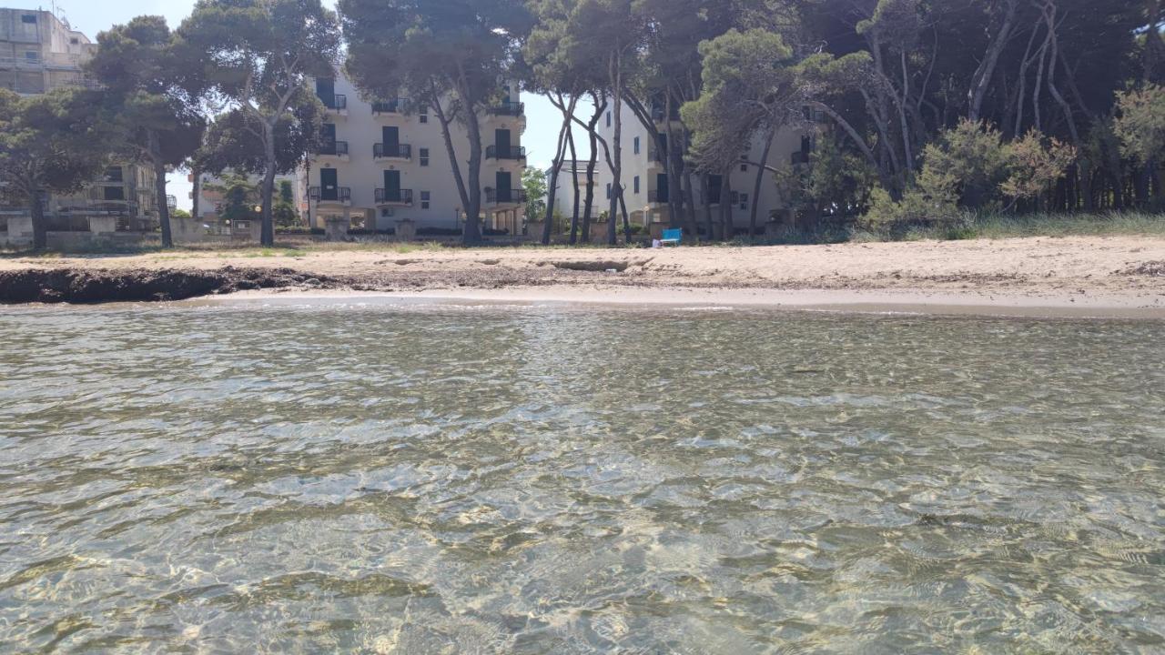 Suite Con Terrazzo Sul Mare E Discesa In Spiaggia A Gallipoli Exterior photo