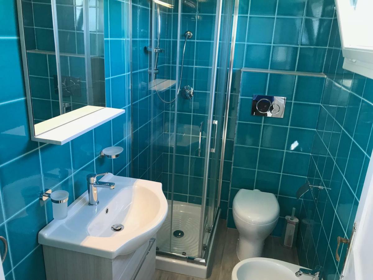 Suite Con Terrazzo Sul Mare E Discesa In Spiaggia A Gallipoli Exterior photo